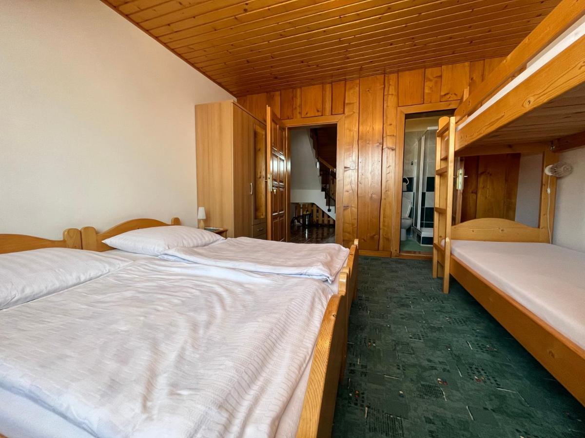 Accommodation Silvester Sebesér Kültér fotó